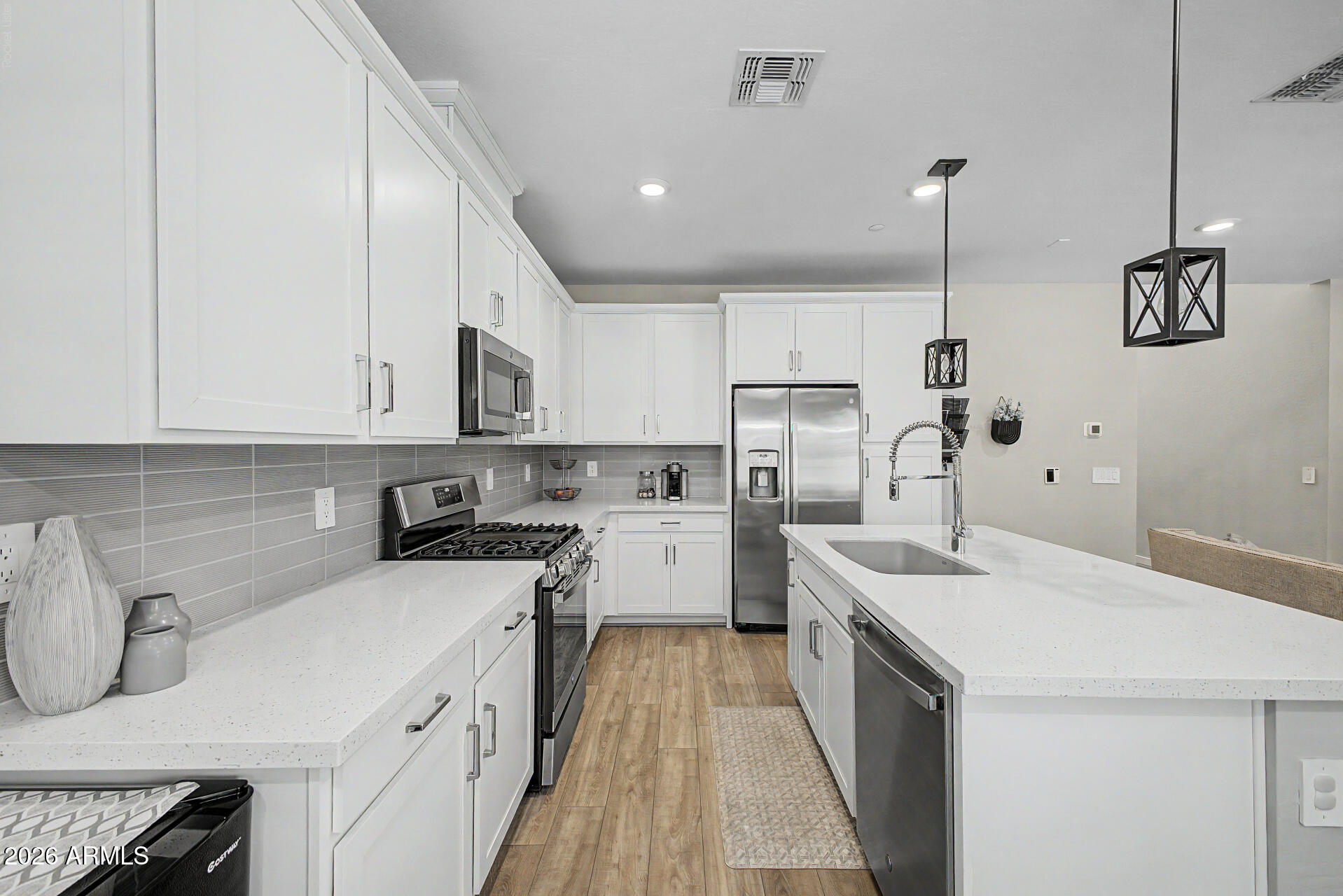 753 E BEAUCHAMP Drive 102