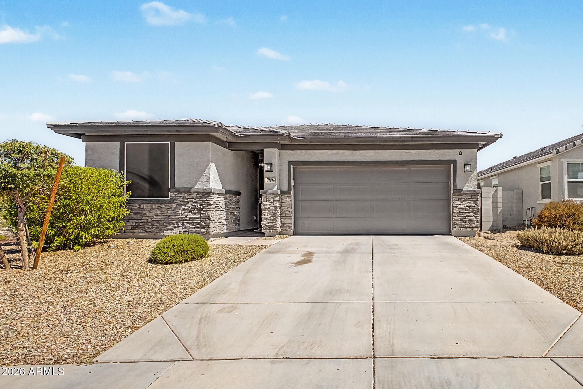 17896 W DALEY Lane