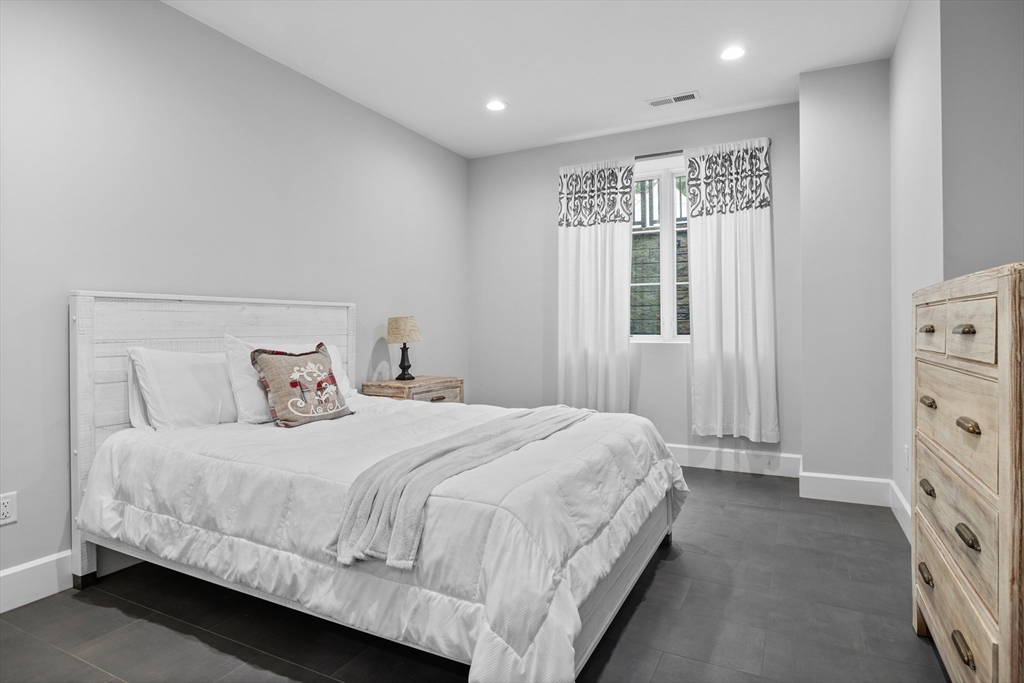 77 Blake Street # 77