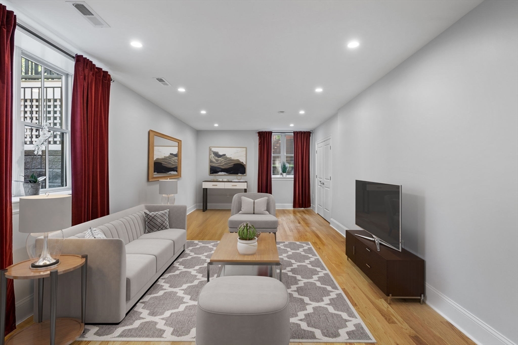 4 Coyne Road # 4