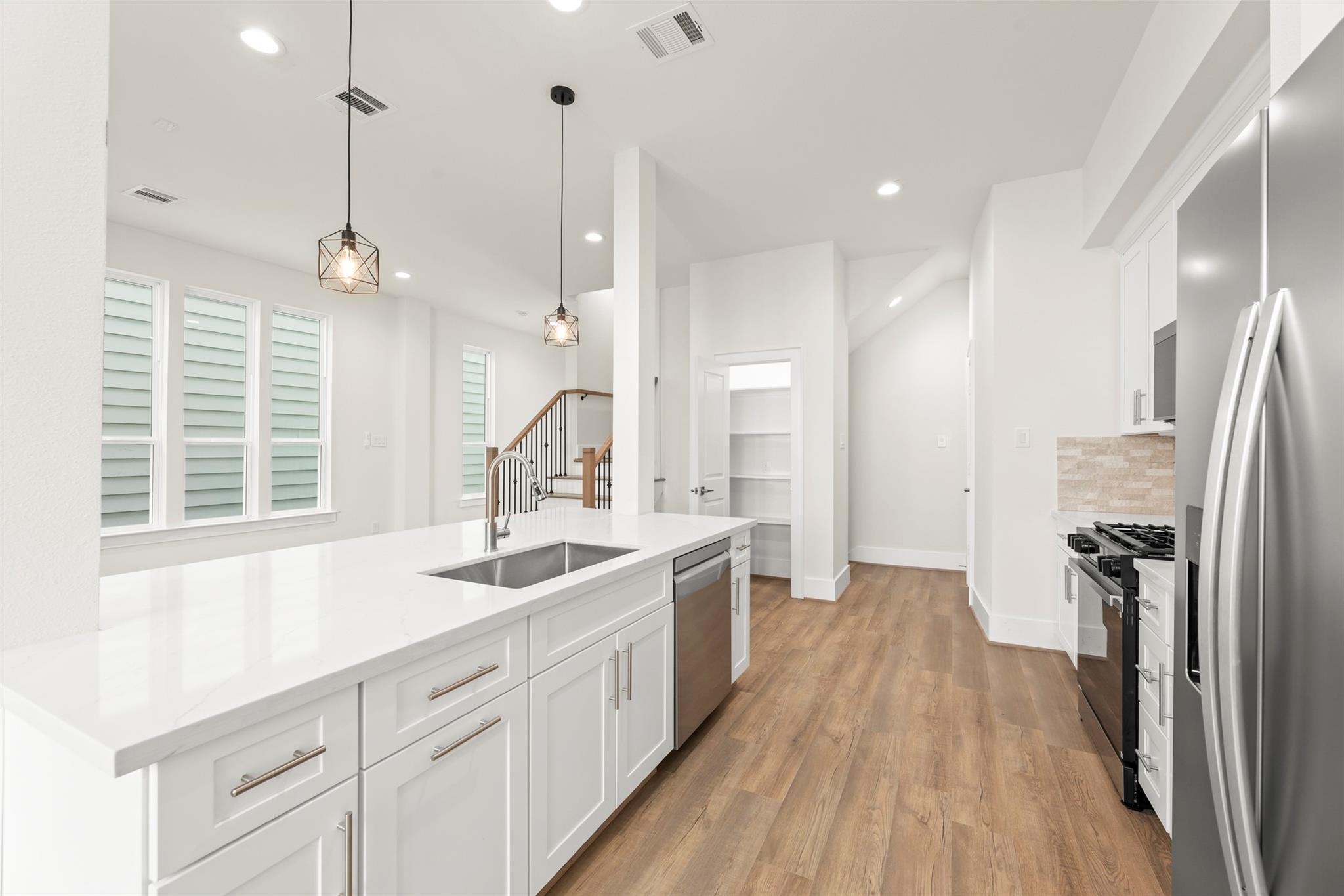1805 Palmetto Landing Drive