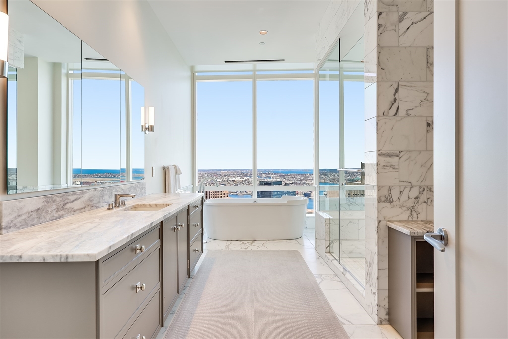 1 Franklin St Unit: PH4B
