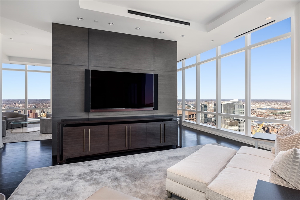 1 Franklin St Unit: PH4B