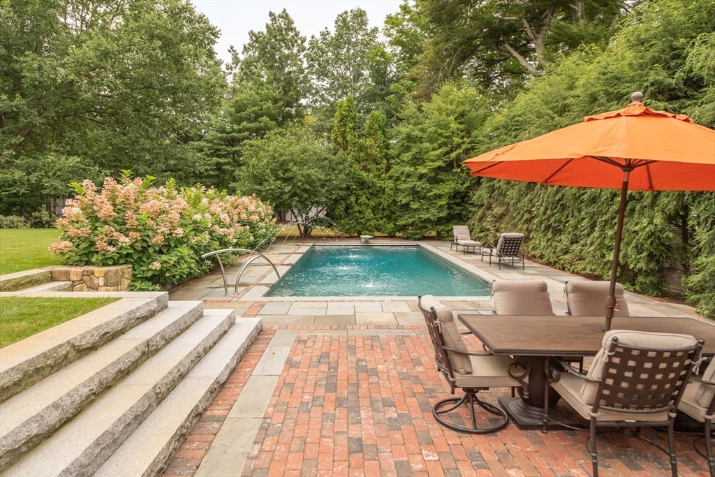 355 Buckminster Road