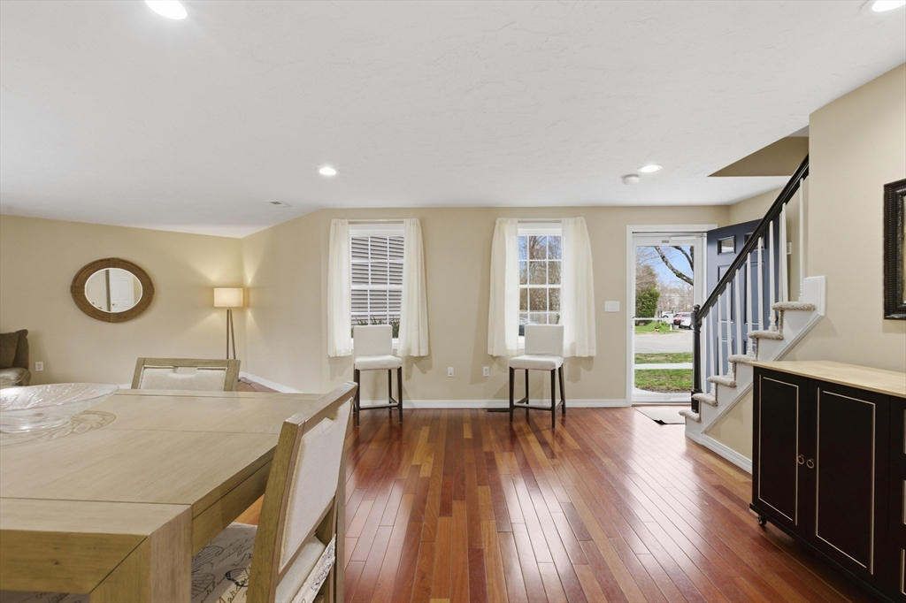 453 Turnpike St # 19