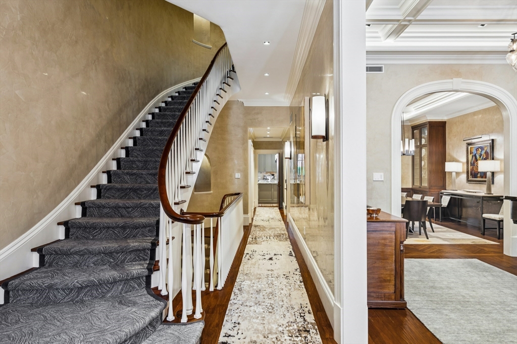55 Commonwealth Avenue