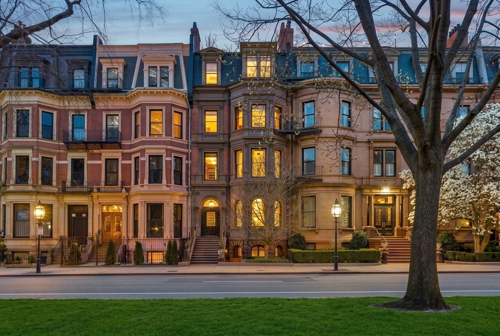 55 Commonwealth Avenue