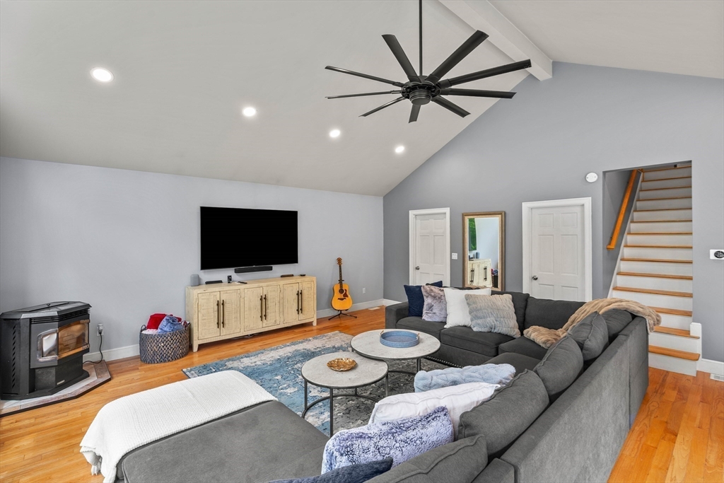 139 Hidden Rd