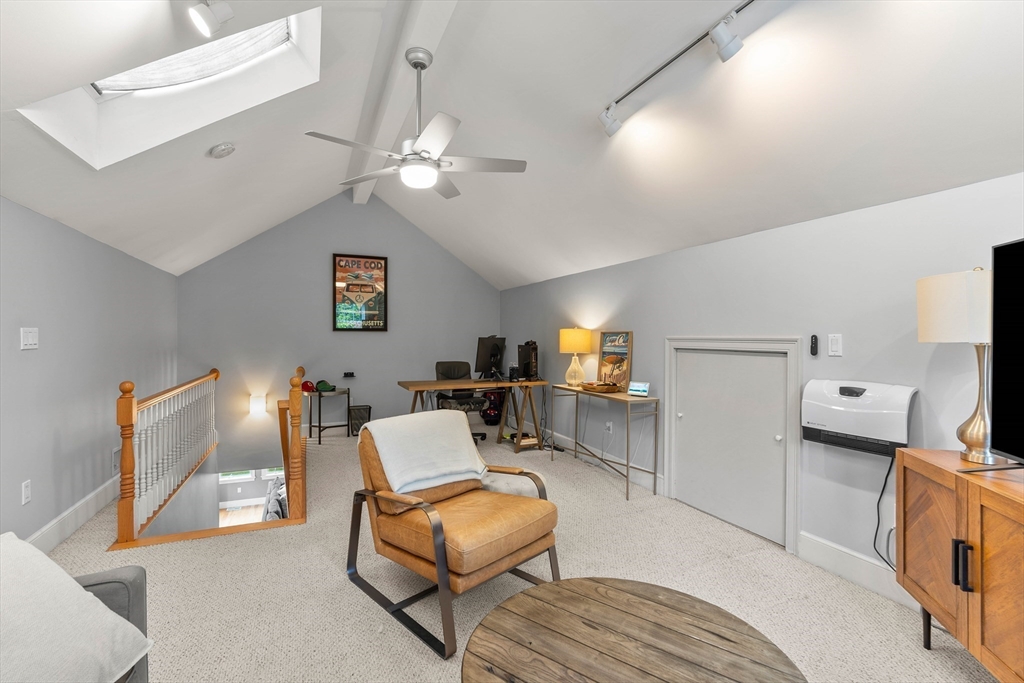 139 Hidden Rd