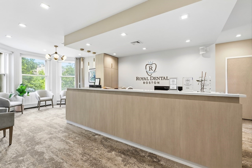1051 Beacon St # 306