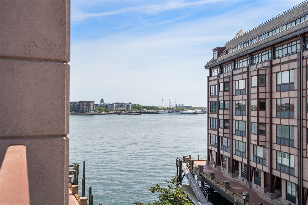 50 Battery Street Unit: 401/501
