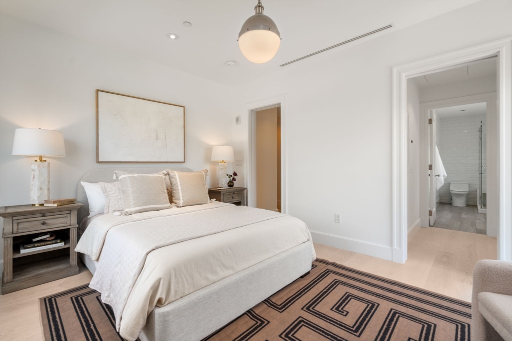 50 Battery Street Unit: 401/501