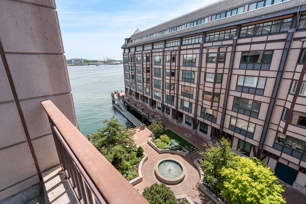 50 Battery Street Unit: 401/501
