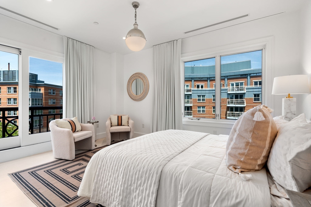 50 Battery Street Unit: 401/501