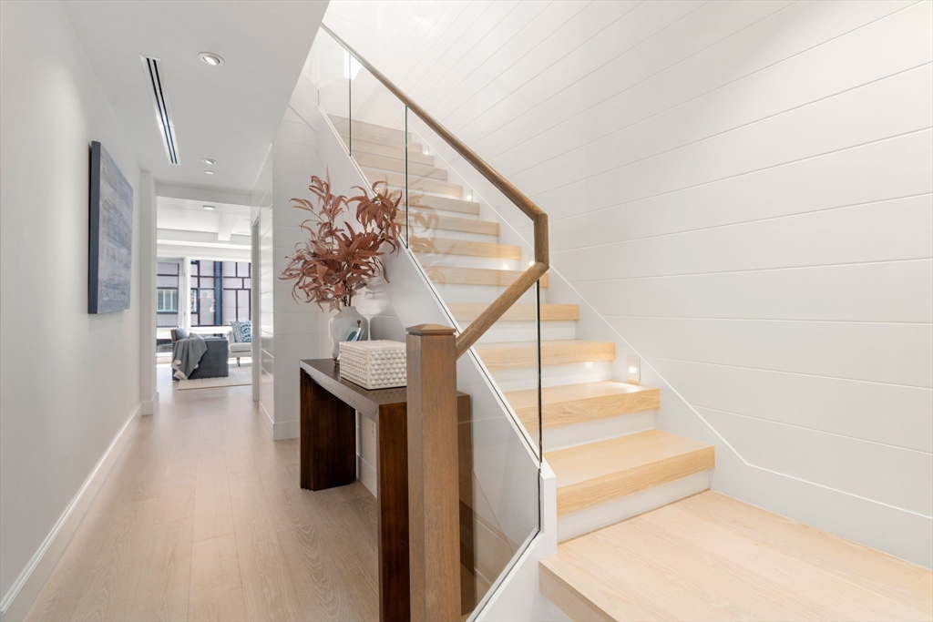 50 Battery Street Unit: 401/501