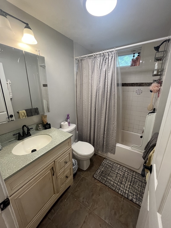 9 Carruth St # 1