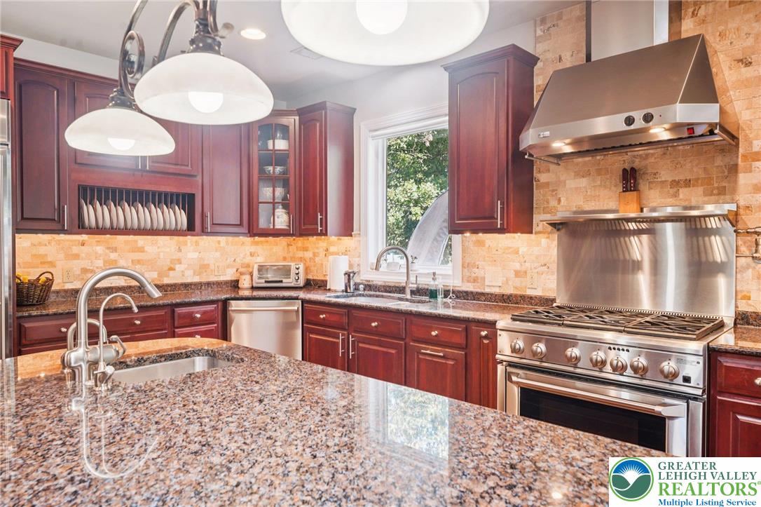6139 Palomino Drive
