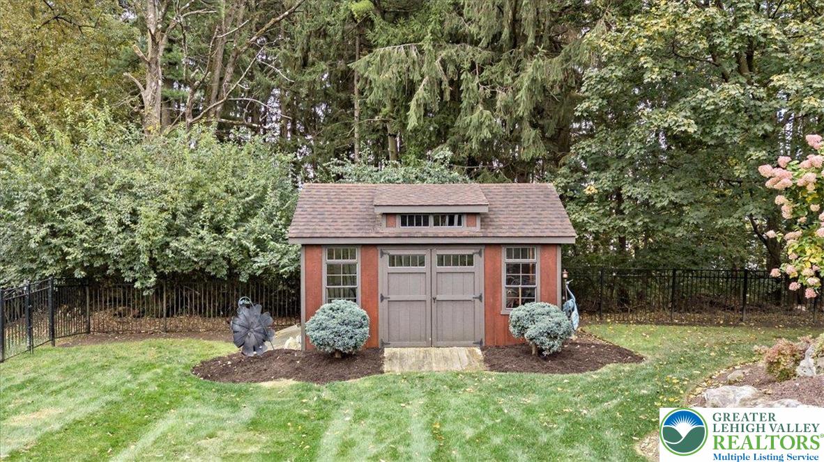 6942 Lehigh Court