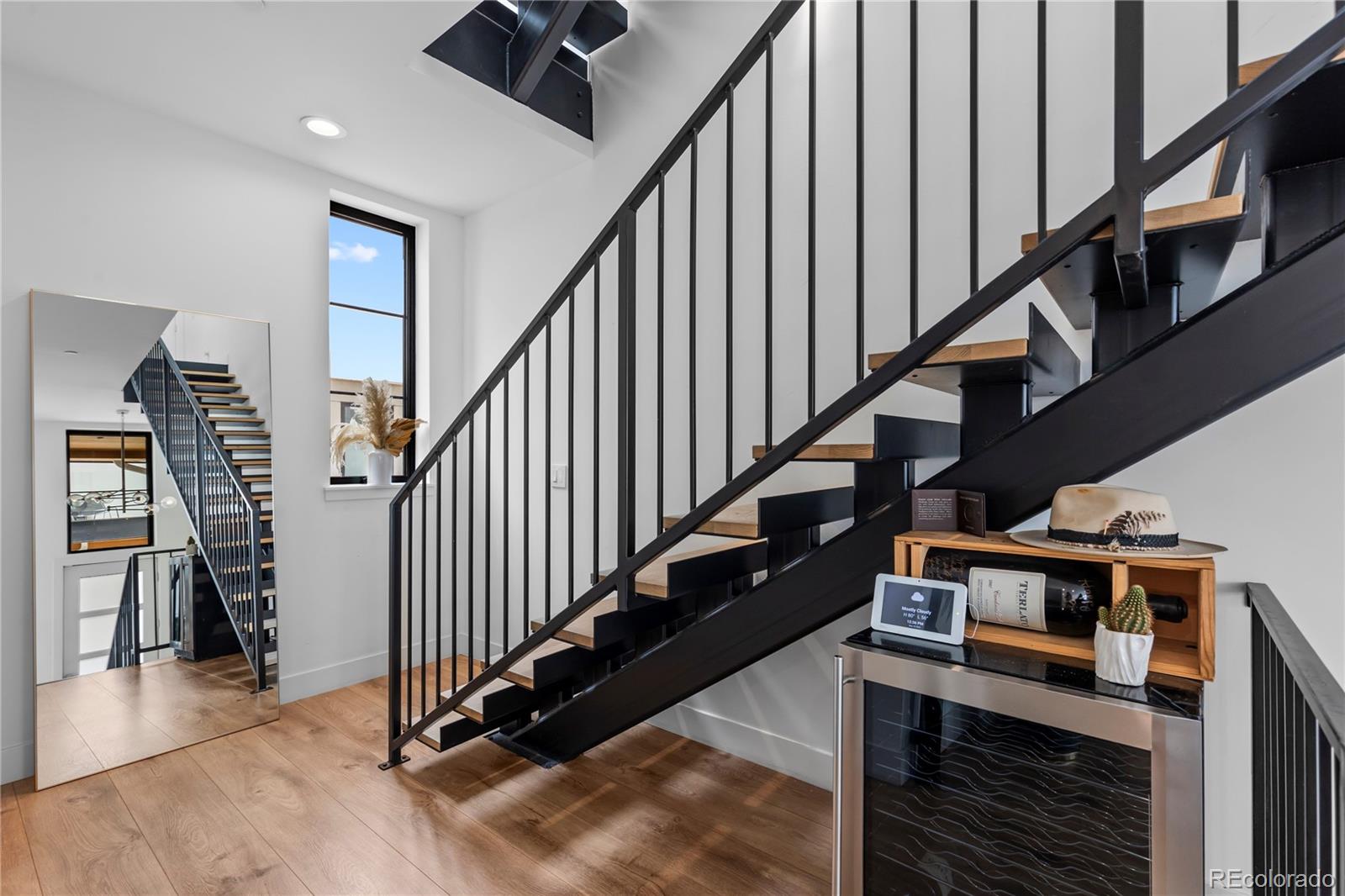 818 Ash Street Unit: 3