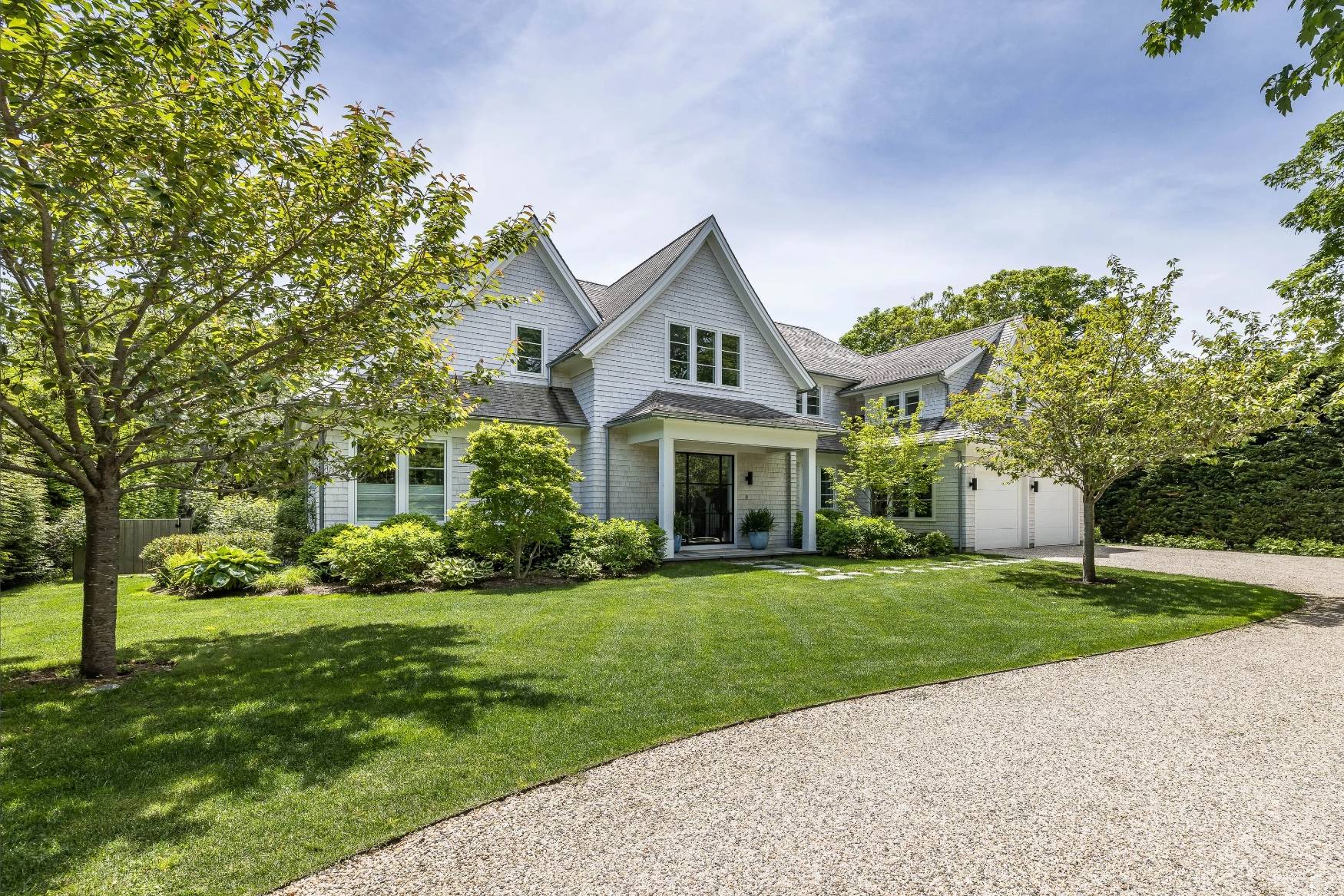 9 HOLLY WAY
