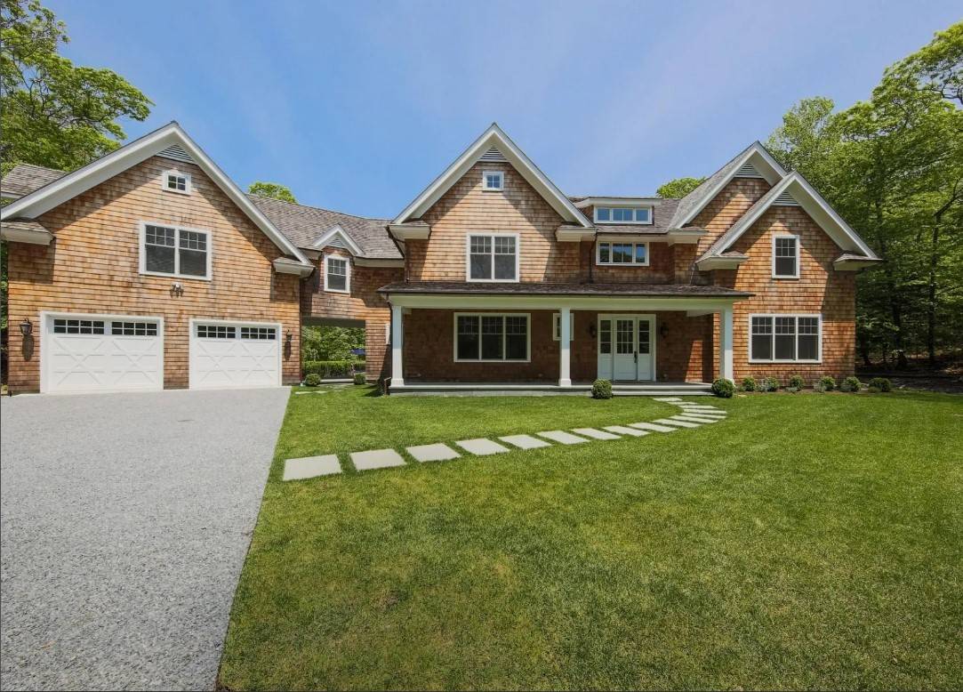 26 GOLF CLUB DR
