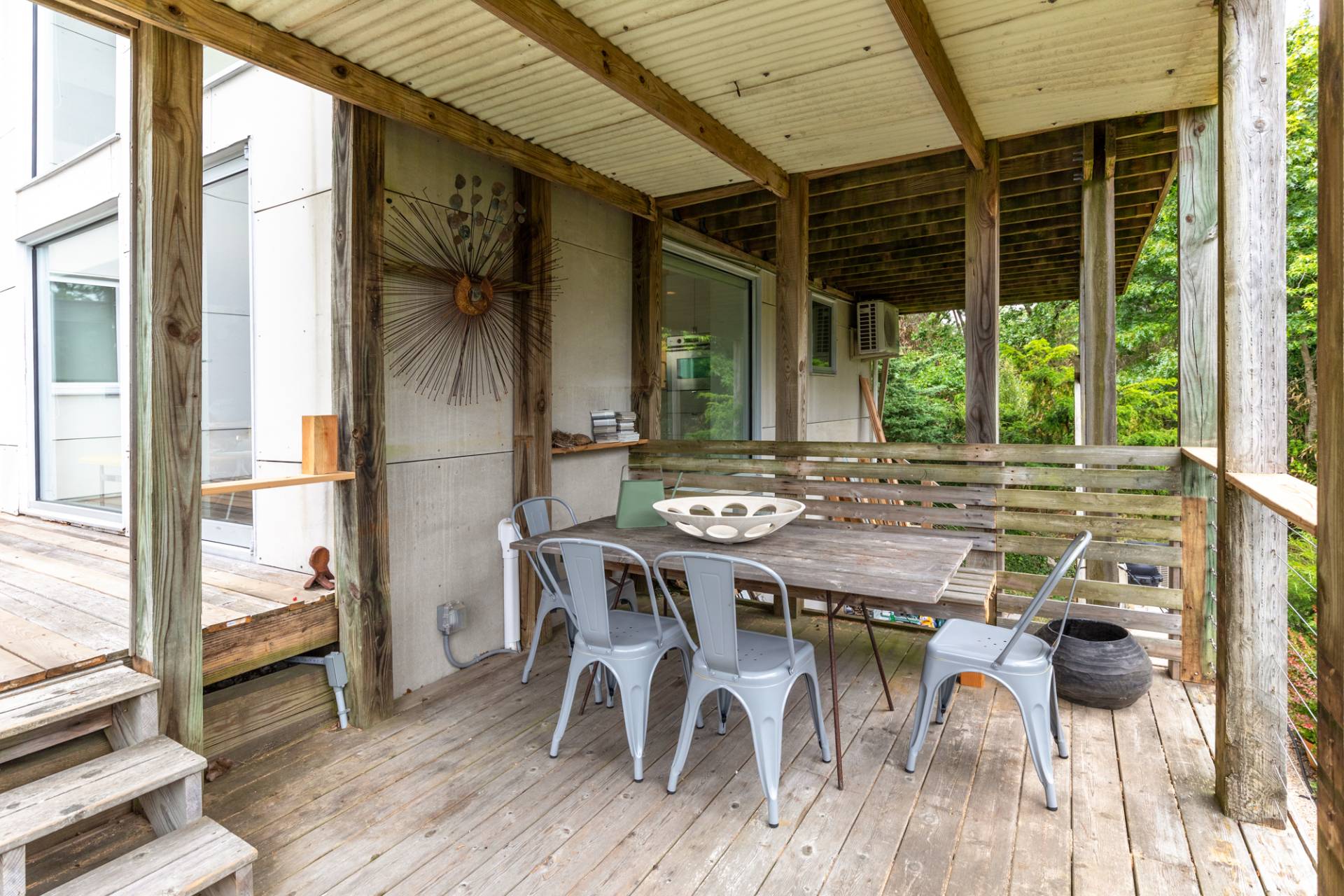 22 HAWTHORNE RD