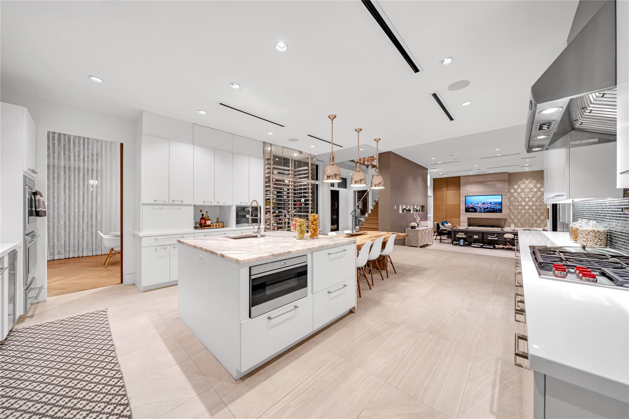 2608 Barbara Lane
