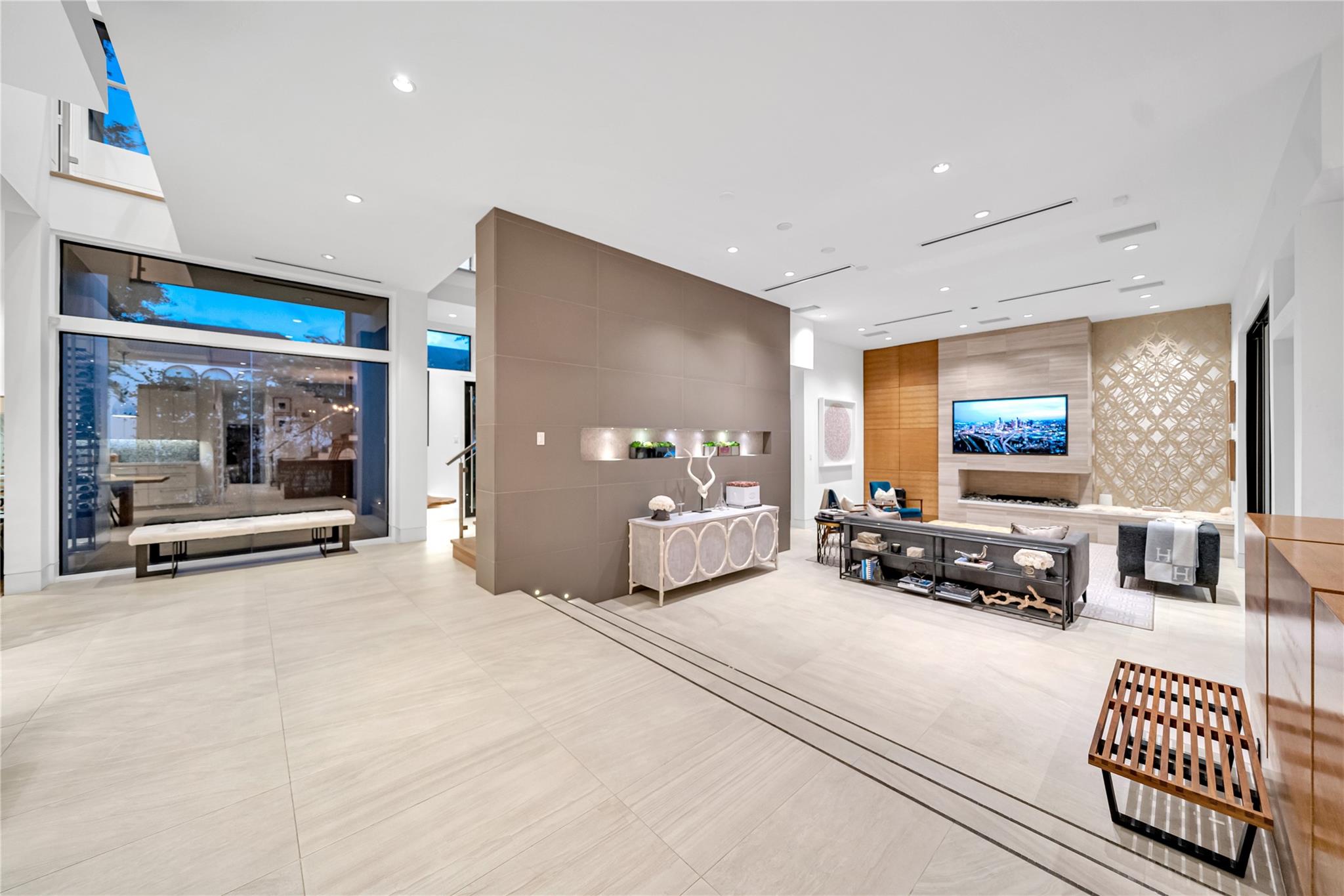 2608 Barbara Lane