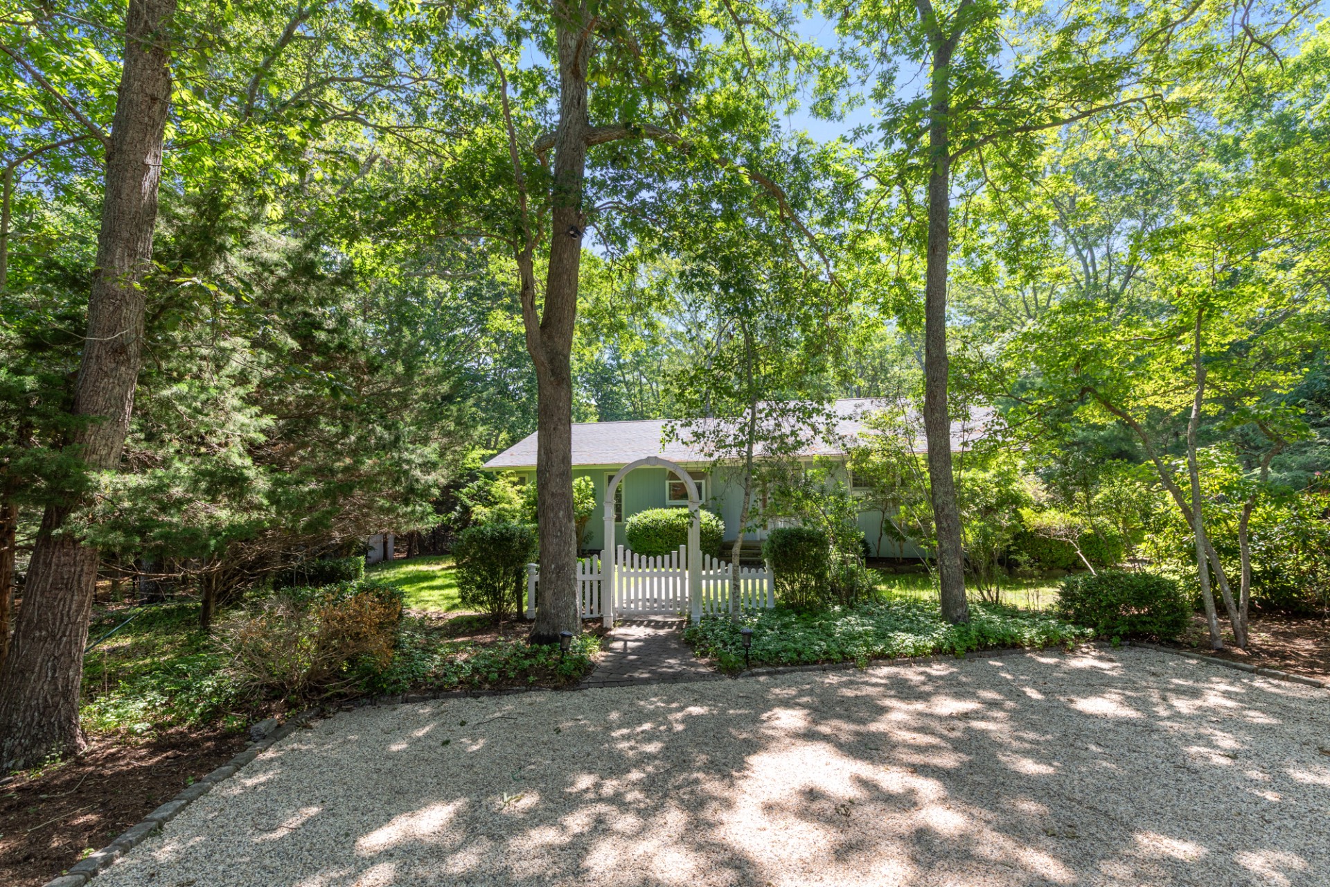 25 HIGH POINT ROAD