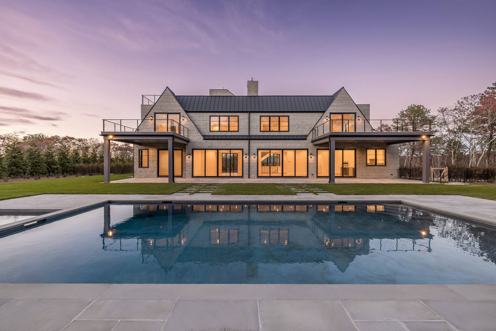 8 Terrace Ave