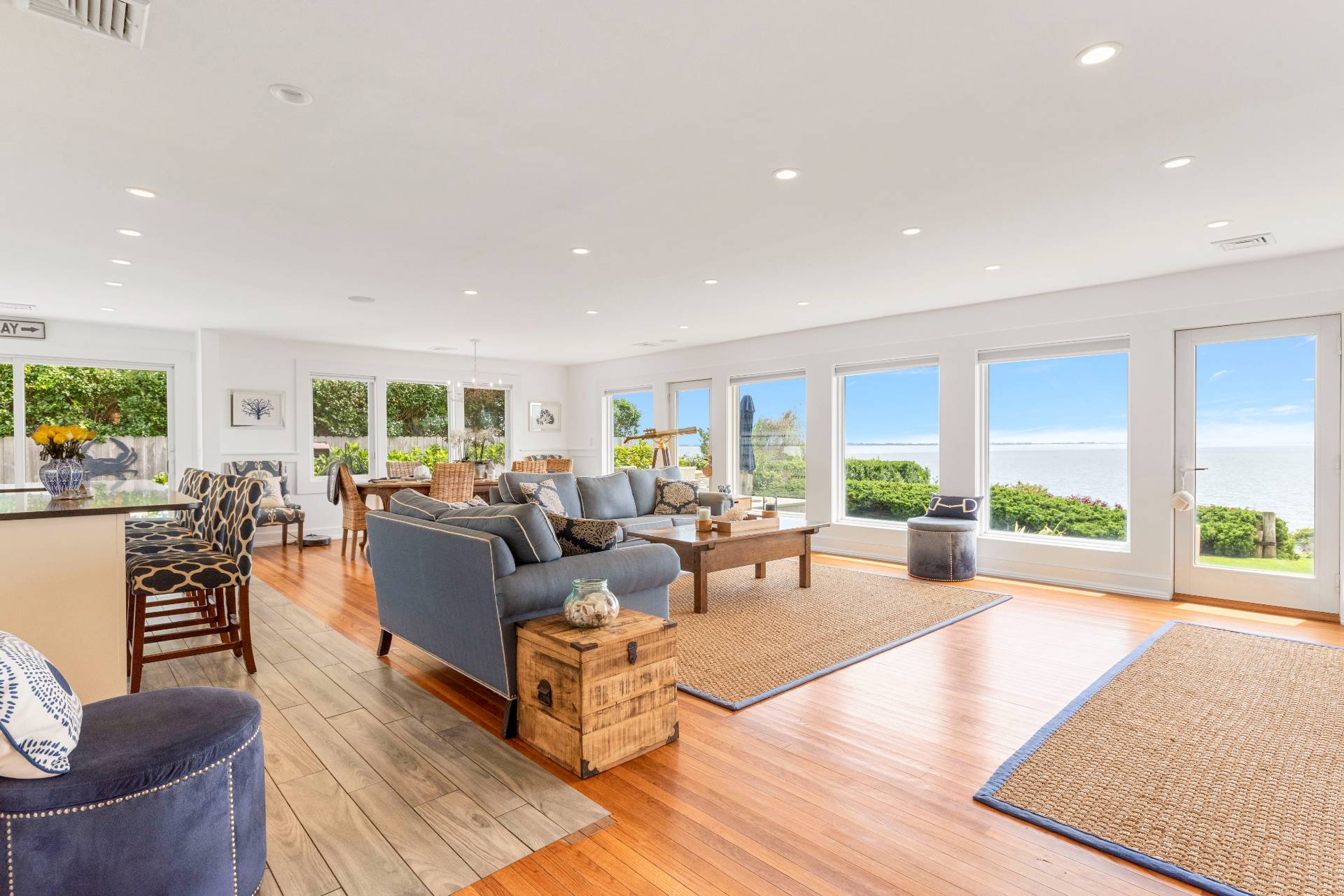 34 OCEANVIEW DR