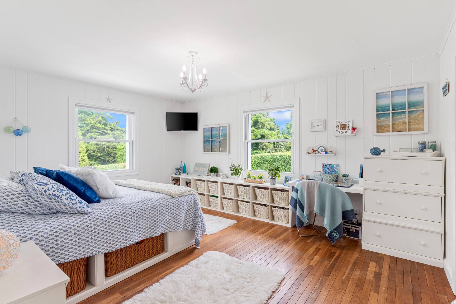 34 OCEANVIEW DR