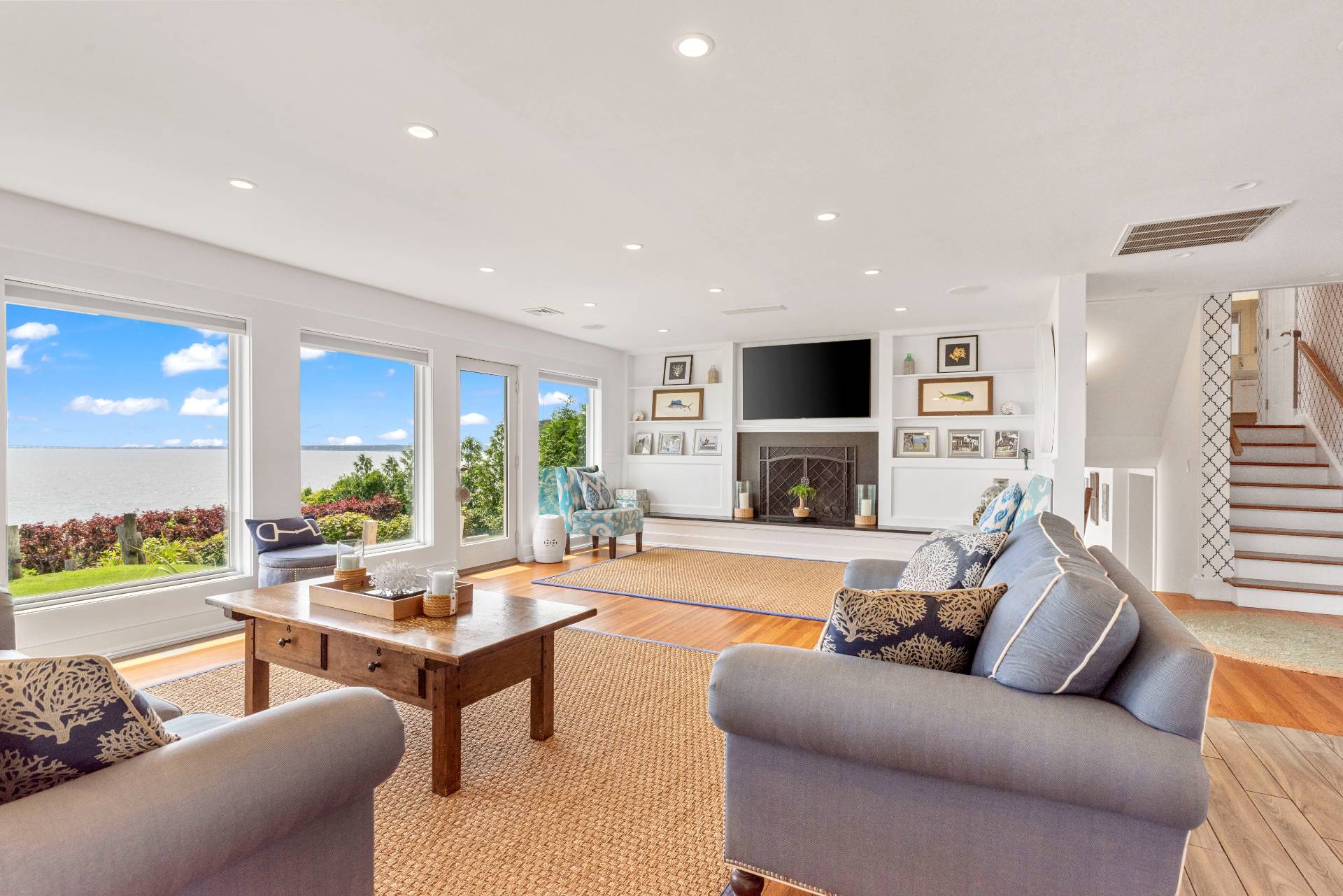34 OCEANVIEW DR