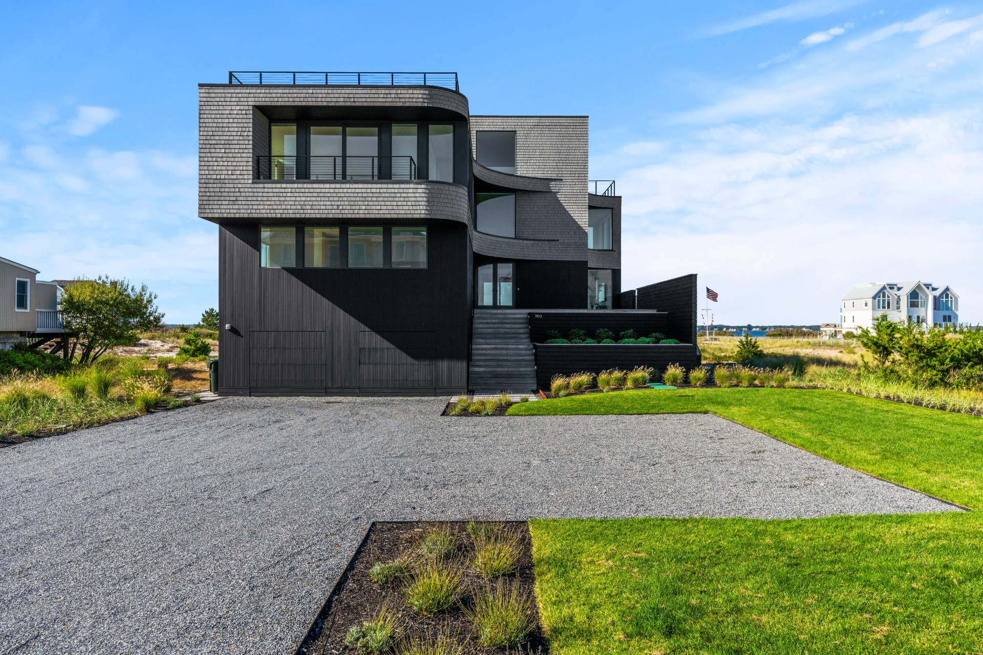 780 DUNE RD