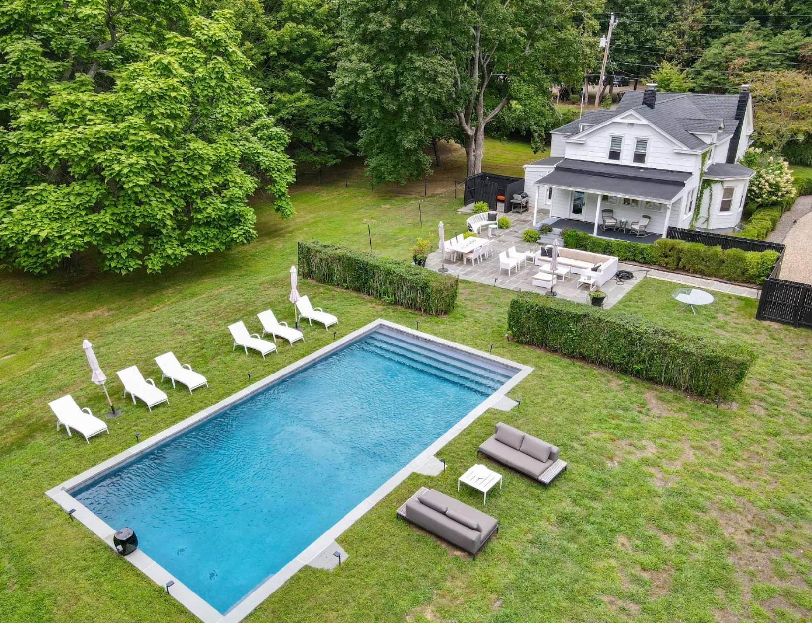 70 South Ferry Rd