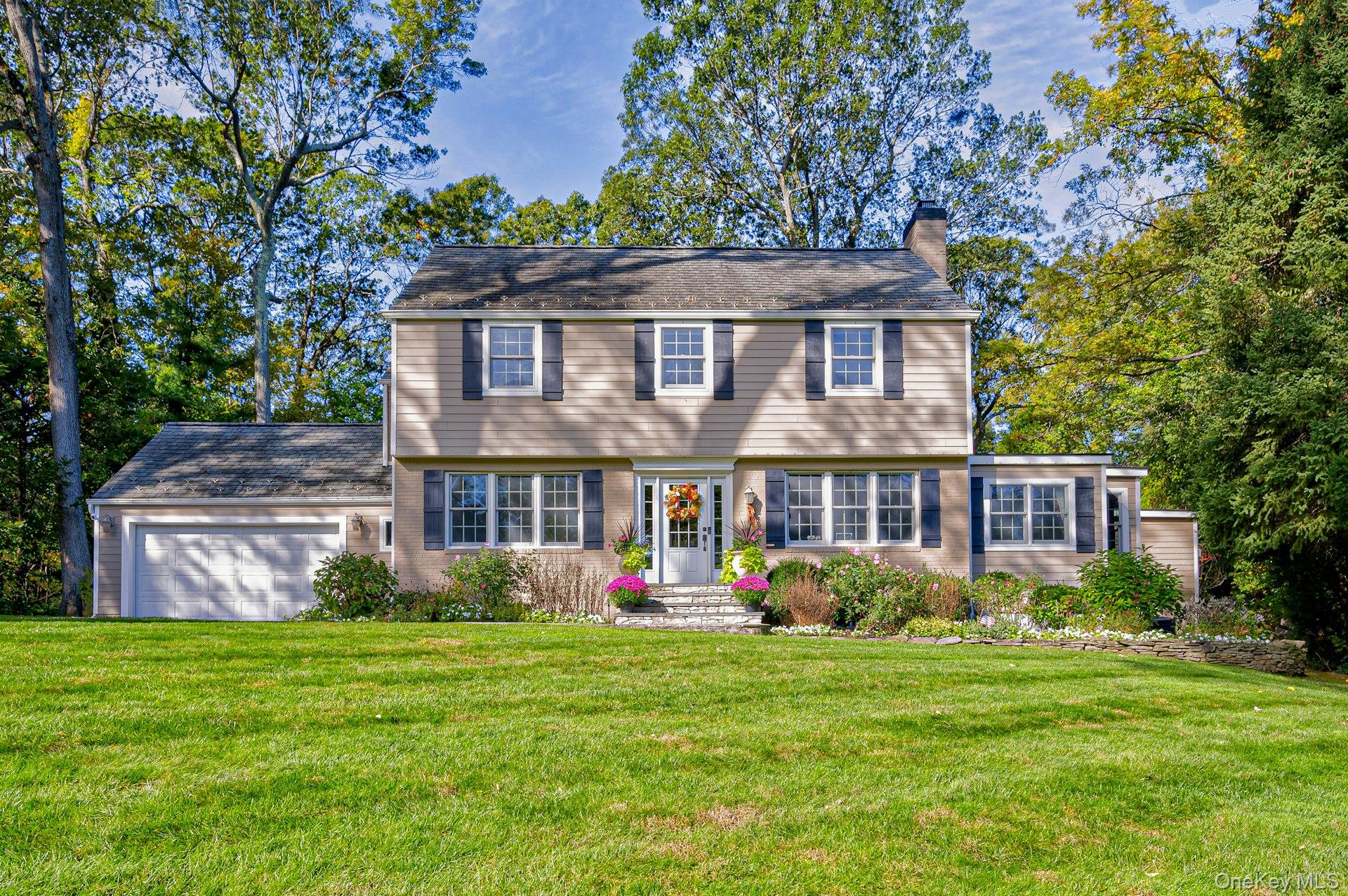 9 Monfort Drive