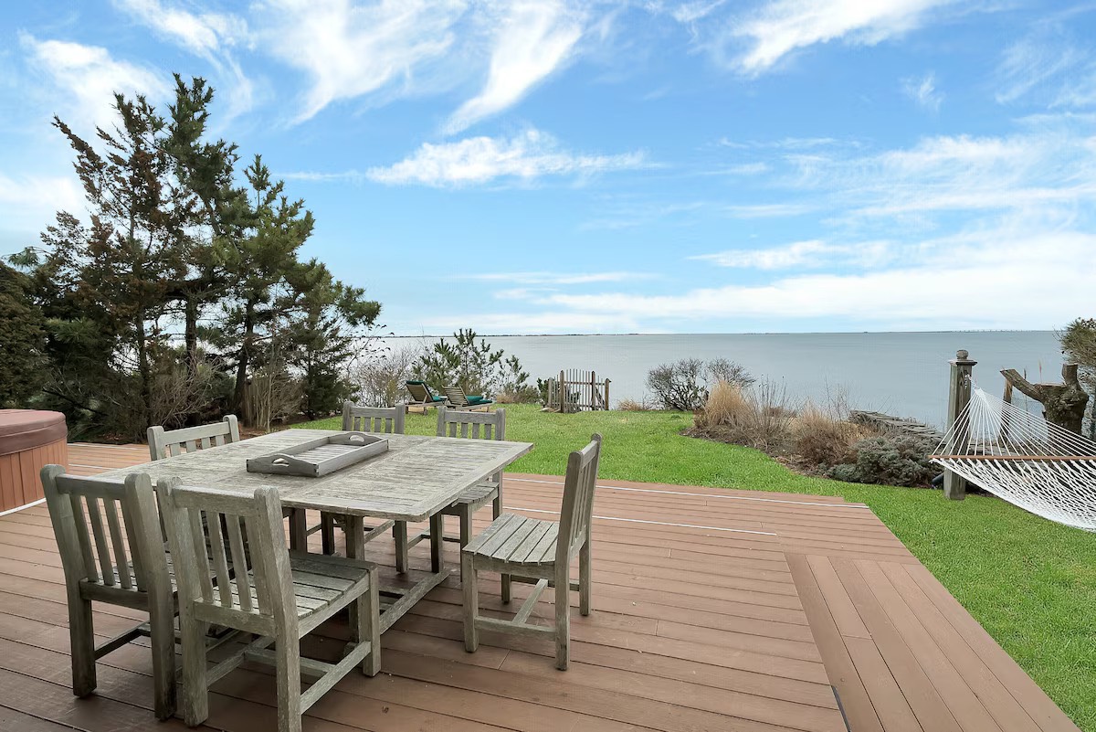 38 Oceanview Dr