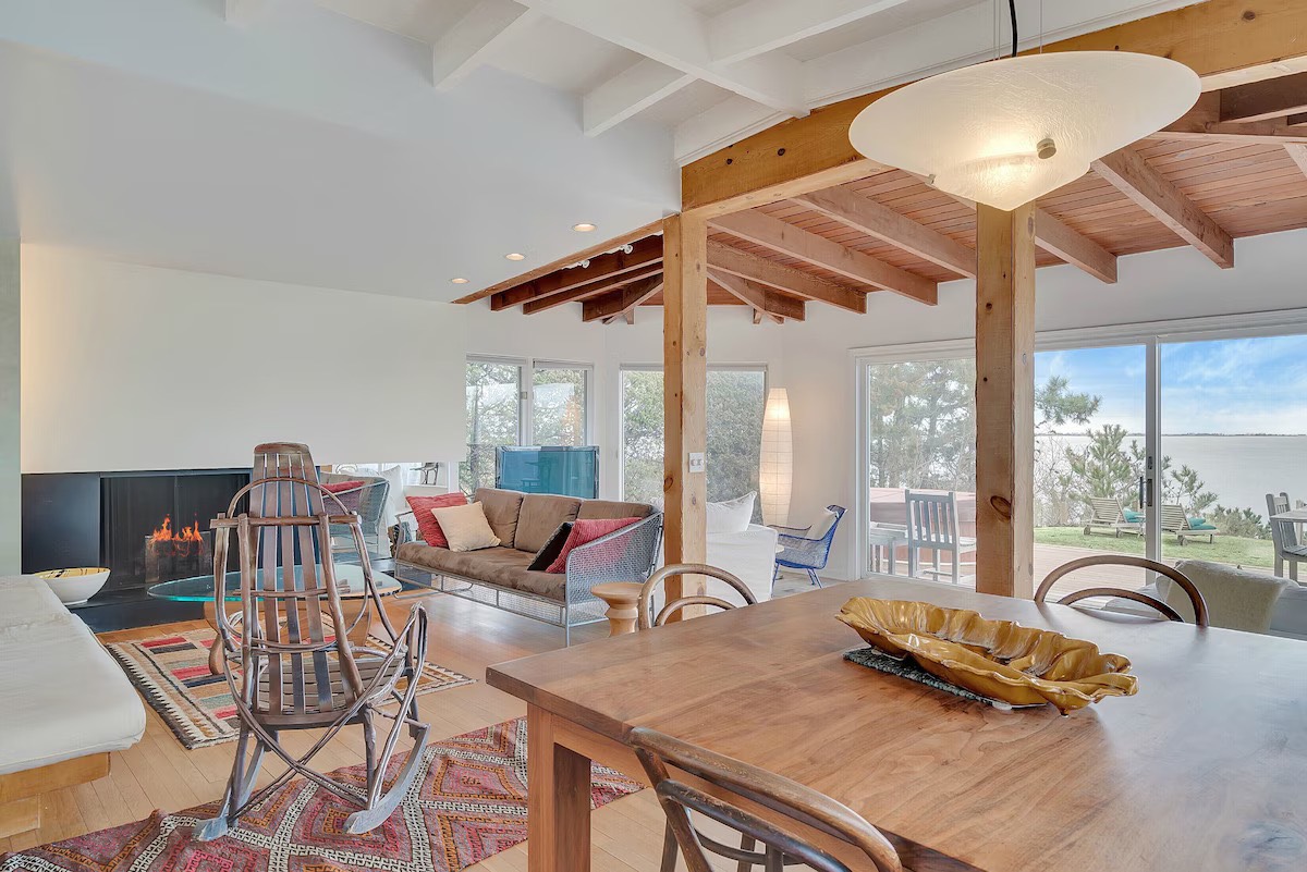 38 Oceanview Dr