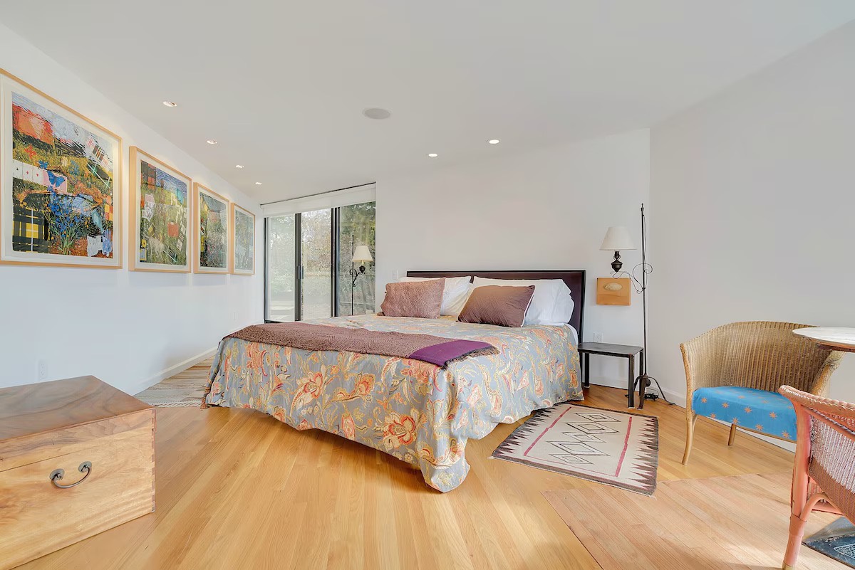 38 Oceanview Dr