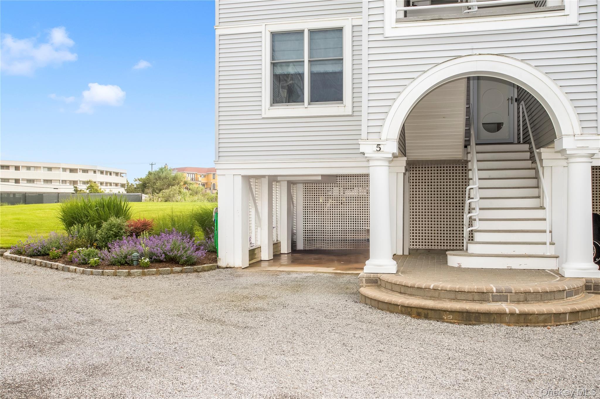 580 Dune Road Unit: 5