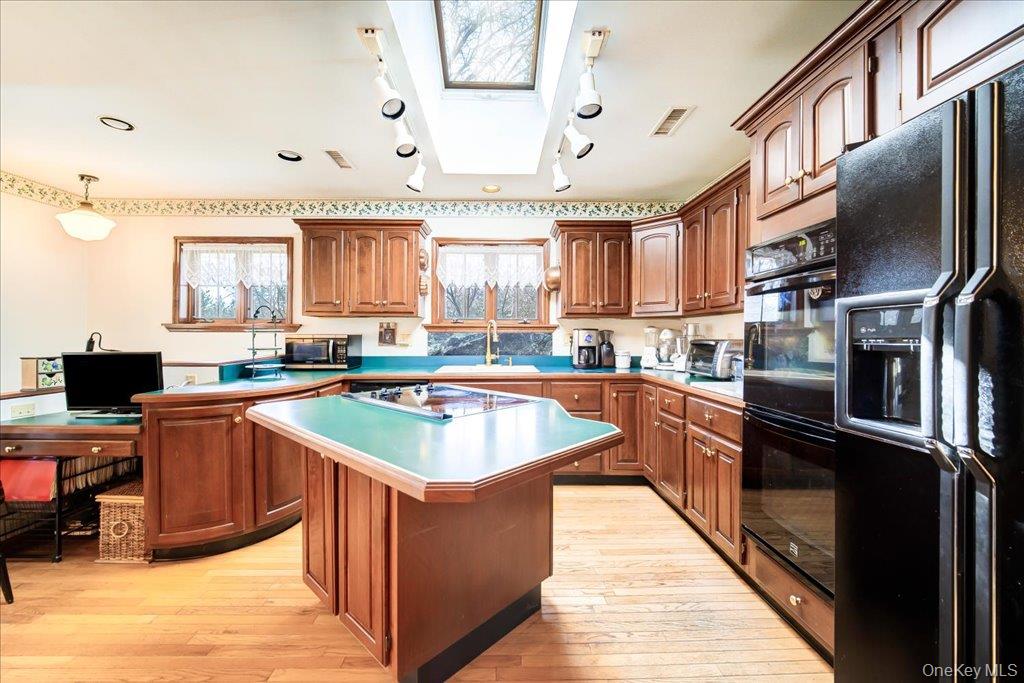 650 Netherwood Road