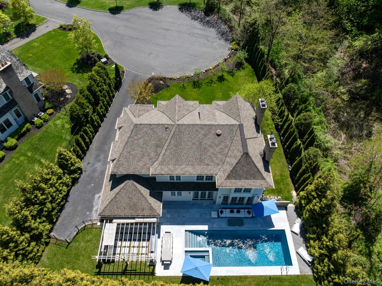 152 Plymouth Court