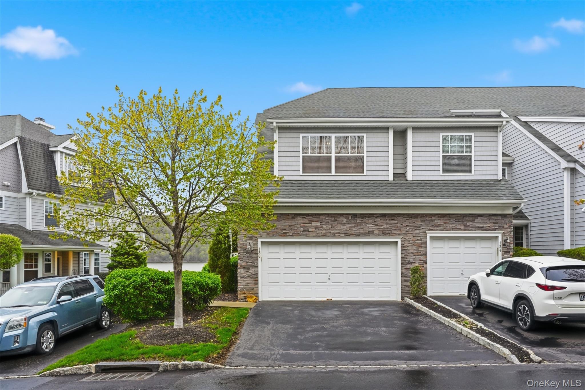 136 Hudson Pointe Drive