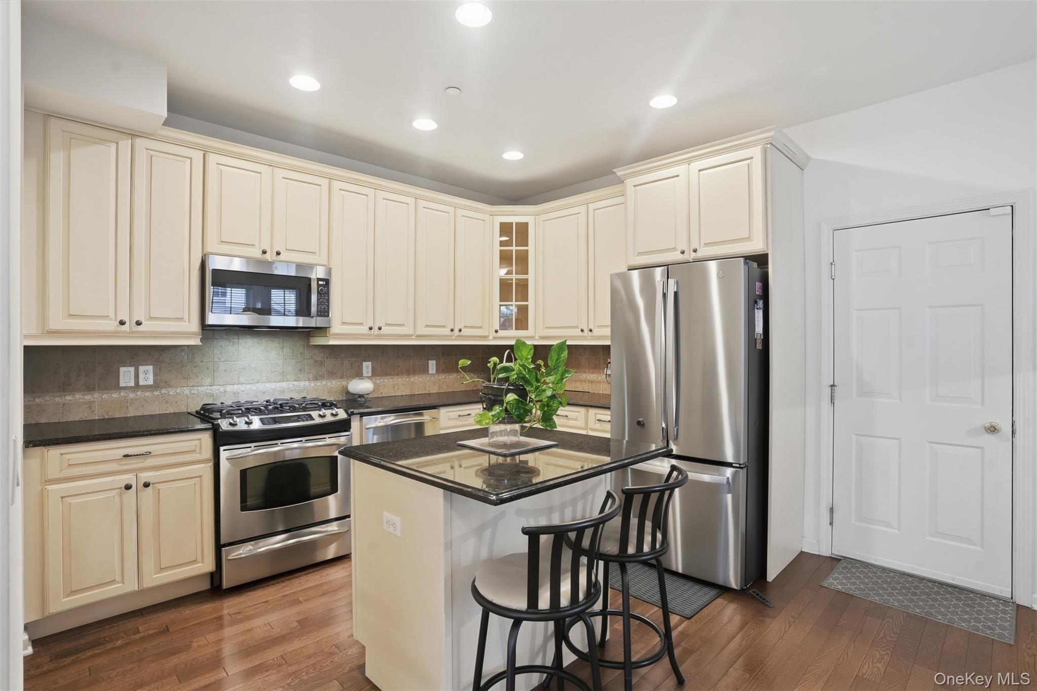 136 Hudson Pointe Drive