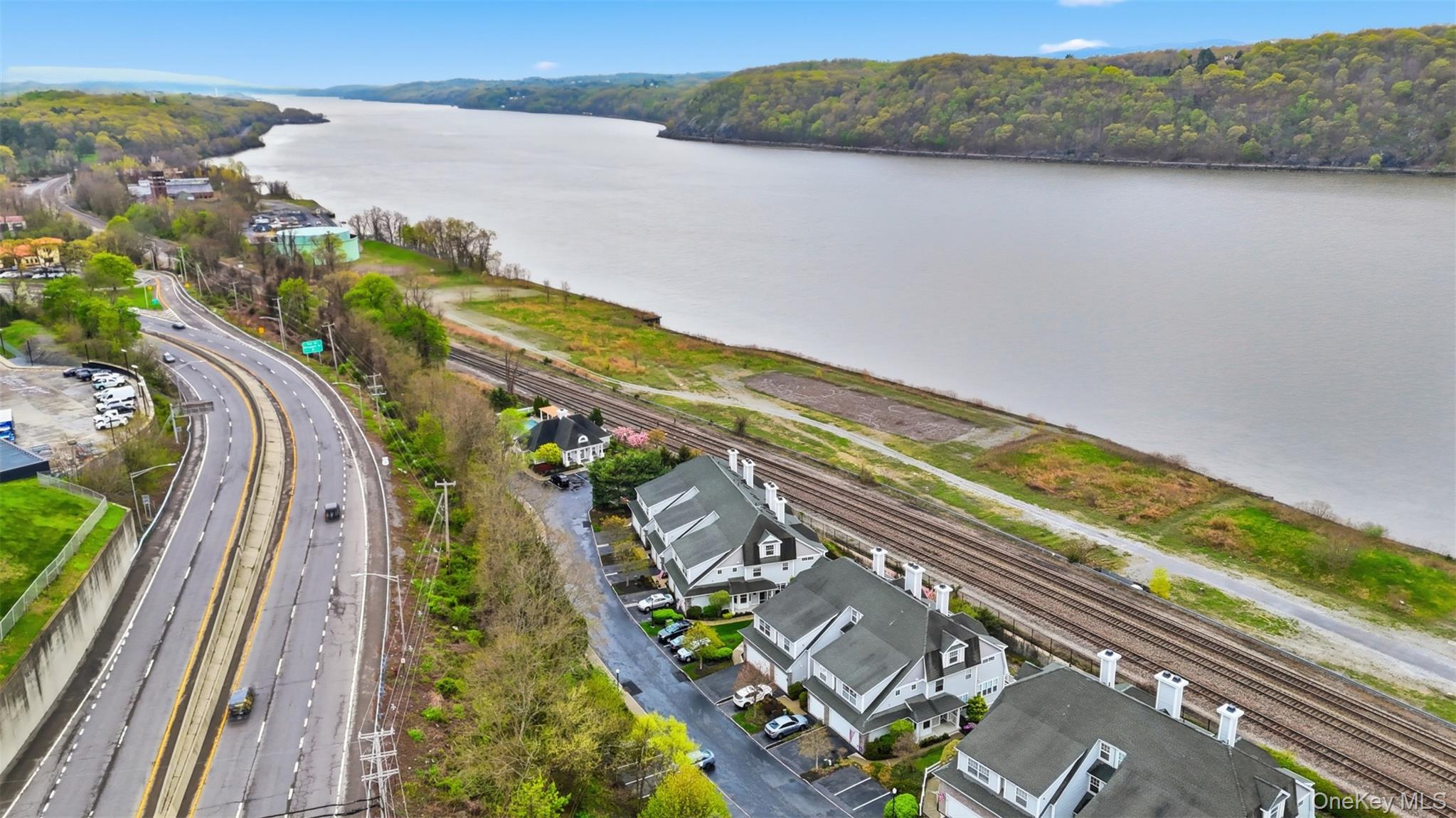 136 Hudson Pointe Drive