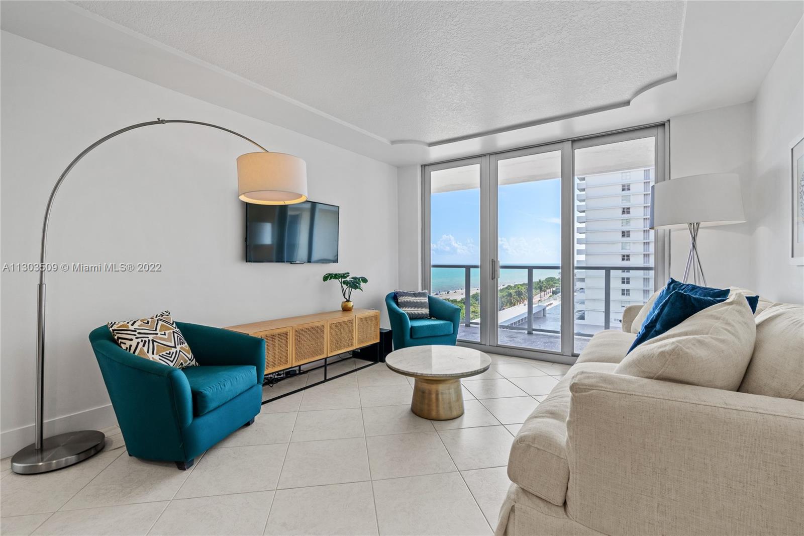 5701 Collins Ave # 712