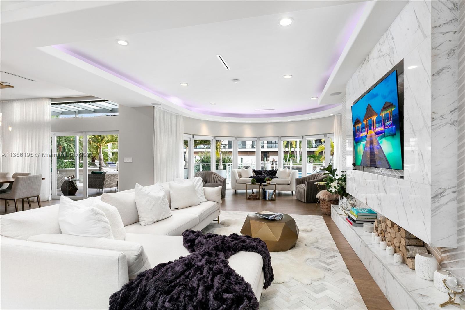 1319 Seminole Dr