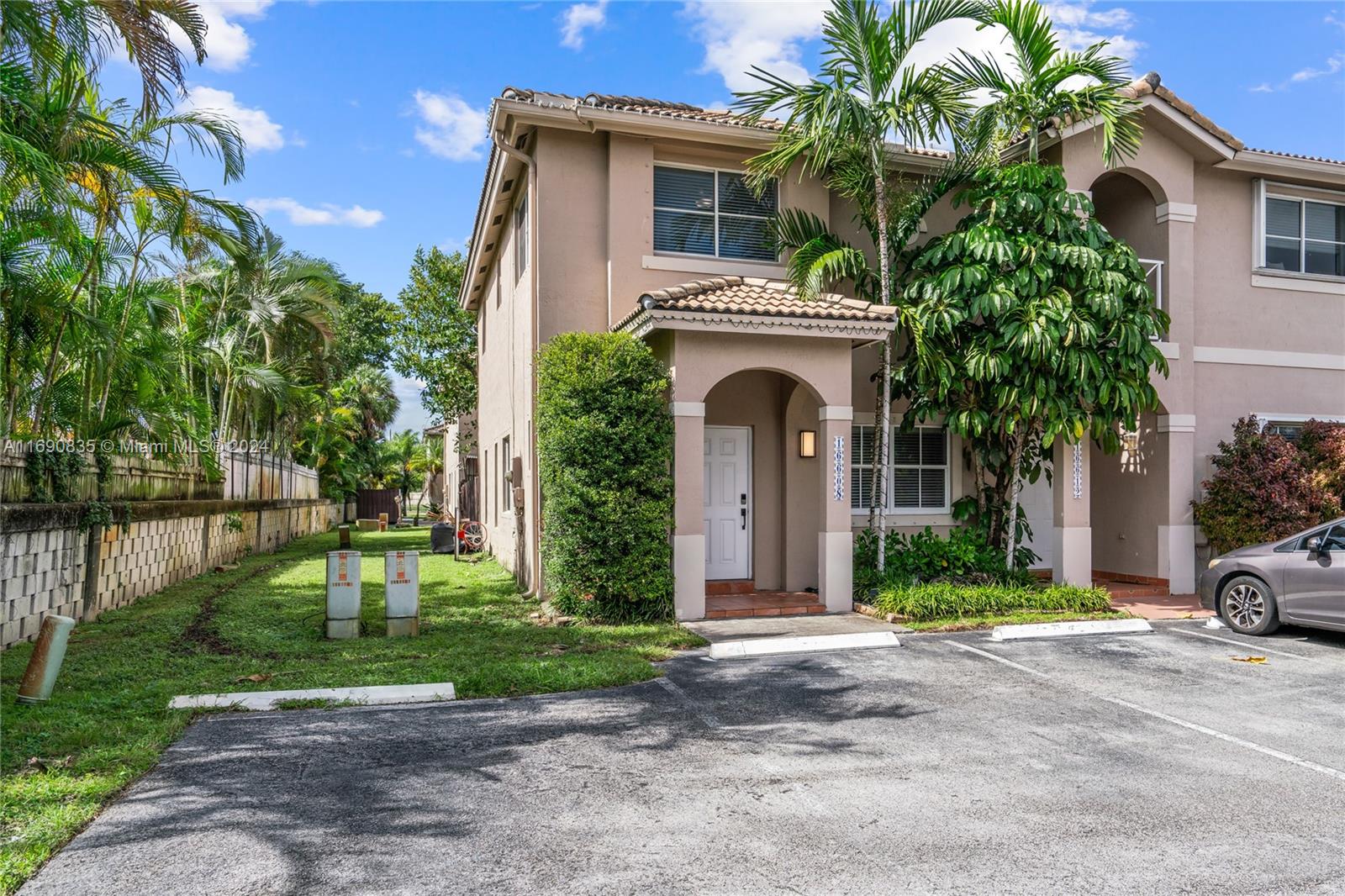 16608 NW 73rd Ct Unit: .