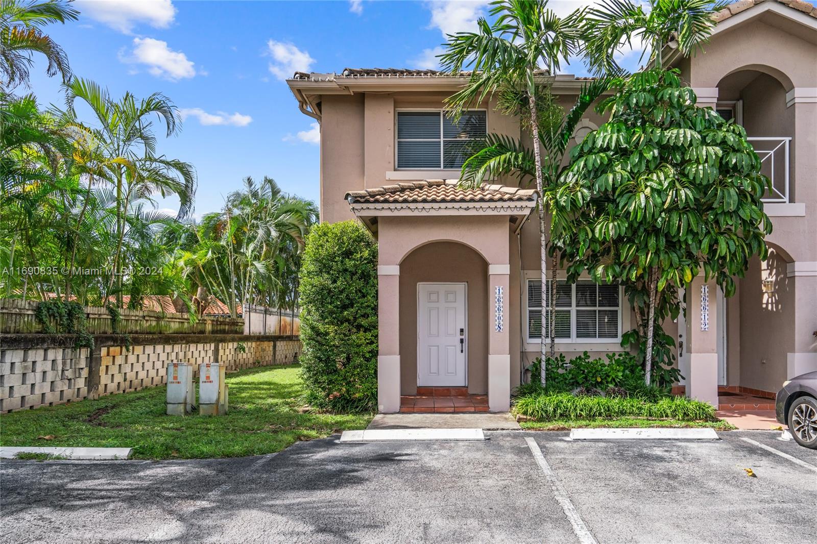 16608 NW 73rd Ct Unit: .