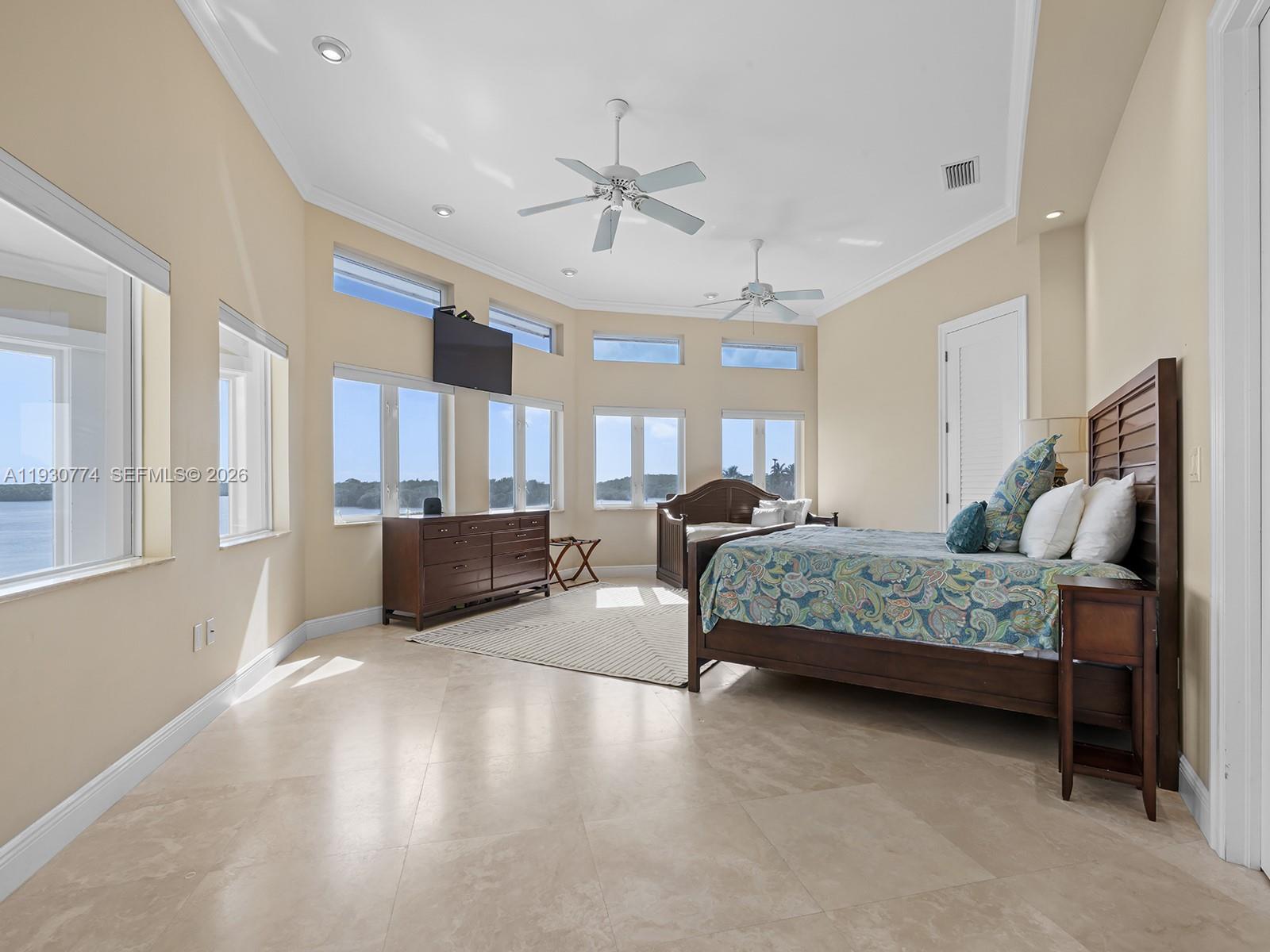 57 Garden Cove Dr